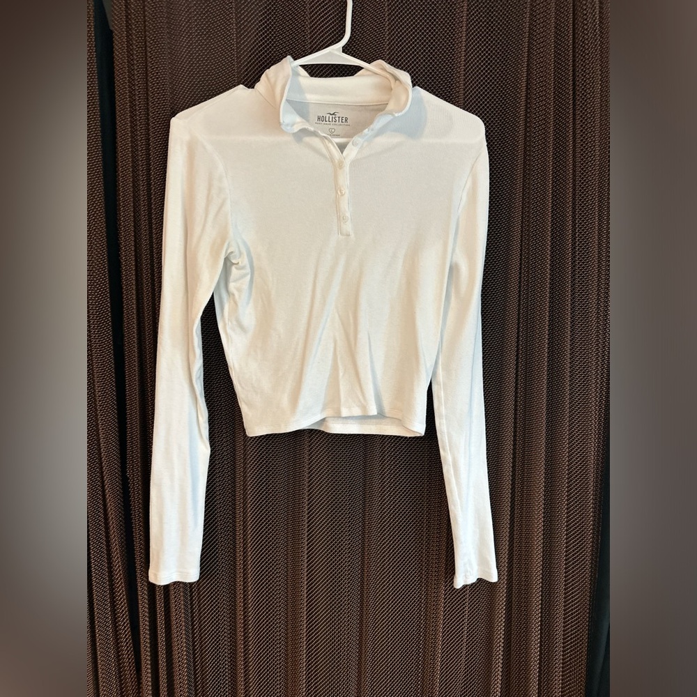 Hollister White Button Down Long Sleeve Shirt